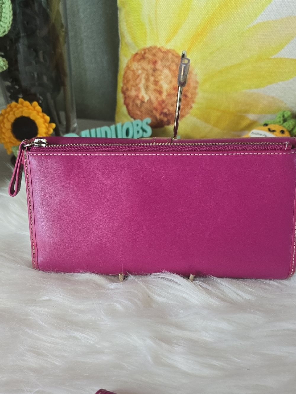 Coach Soho Y2k HOT FUSHIA Pink Women's Trifold Wallet And Rare Checkbook Cover - Picture 4 of 16